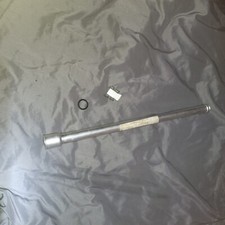 BMW E32 V8 Öl Entlüftungsrohr 11151702012 - Neu