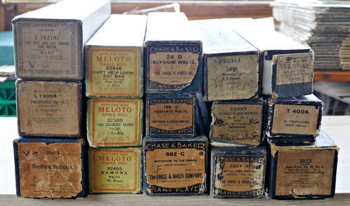 Piano player rolls - player,