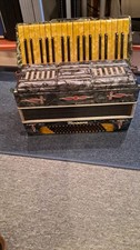 Akkordeon 80 Bässe MINERVA italienisches seltenes Instrument