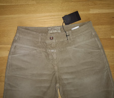 Closed Damen Pedal Position