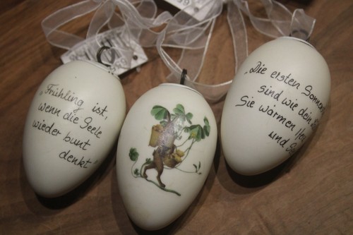 Osterei aus keramik - aus,