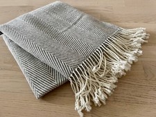 H&M HOME - Decke - NEU - Greige - mit Fransen - 130cm x 170cm - Kuscheldecke!!