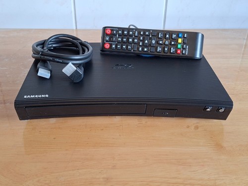 Samsung j5500 blu ray - 3d, blu-ray
