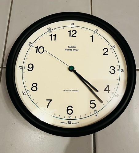 Wanduhr kundo spacetimer - kundo, radio