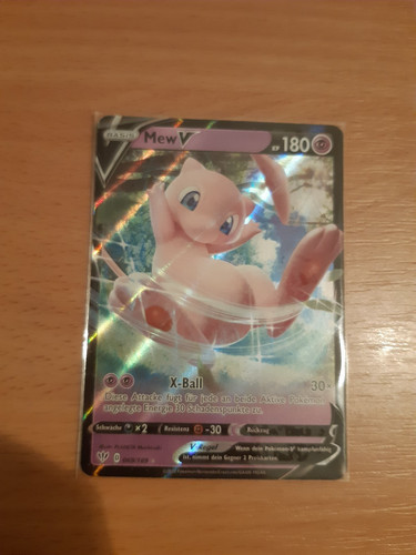 Pokemon mew flammende - v, |