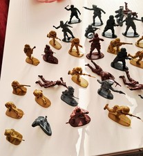 Konvolut verschiedene Figuren