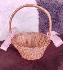 Geschenkkorb Henkel-Korb Hochzeit Blumenkind - geflochten - mit rosa Schleifen