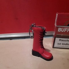 Stiefel    Feuerzeug sammlung . Funke  kommt   Seltenheit 