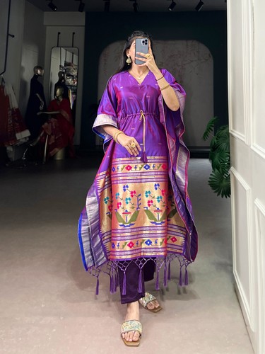 Indian paithani jacquard - paithani,