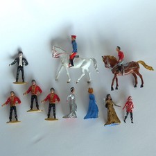 + Spielfiguren ZIRKUS Frauen
