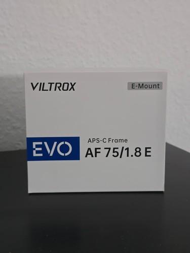 Viltrox objektiv 75mm - af, |