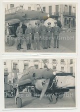 121086, 2 Fotos: Beschädigte Junkers JU-87 Stuka, Flügel entfernt, Inst-Trupp