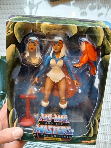 Sorceress masters the - sorceress,
