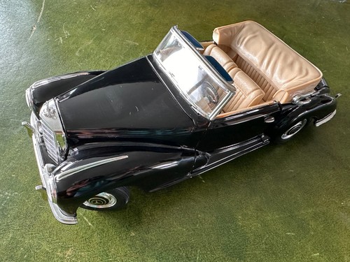 Maisto mercedes benz 300 - maisto,