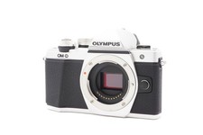 Olympus OM-D E-M10 Mark II