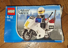 LEGO 7235 Police Motorcycle -
