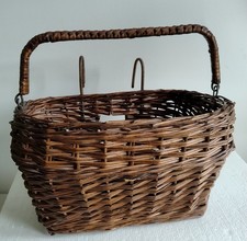 Antiker Fahrradkorb Weidenkorb mit Bügel, rechteckig Haken zum Einhängen vorne