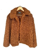 Winterjacke aus braunem