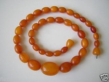 Antike Bernstein Kette Oliven