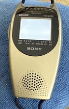 Vintage Sony Watchman FDL-220R