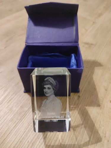 Lady diana prinzessin von - diana,
