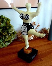 Niki De Saint Phalle Skulptur