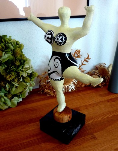 Niki saint phalle skulptur - saint,
