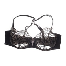 Simone Perele, BH, Größe