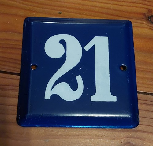 Emailhausnummer 21 - nr.,