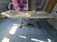 Elektrische Profi-Massageliege