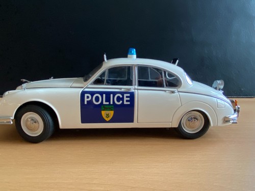 Jaguar police - ii,