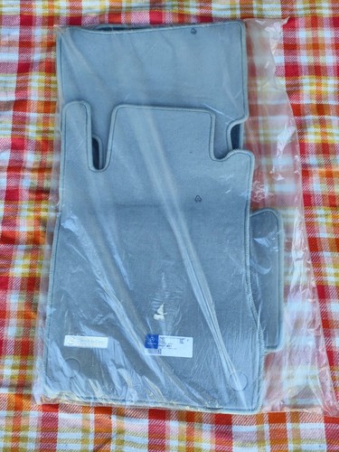 Mercedes benz original - mercedes-benz,