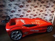 Kinderbett Rennauto mit