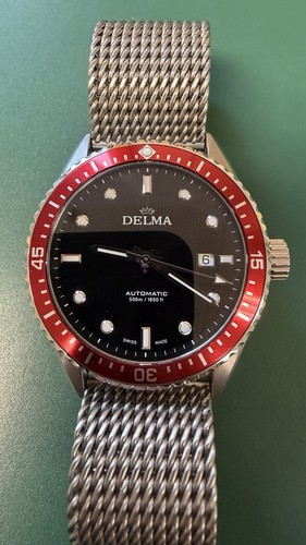 Delma cayman diver - cayman,