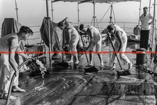 F029499 Crew Scrub Deck unter