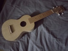 FAMOUS Kiwaya FS-S10N Satinwood Sopran Ukulele   High Quality Japan Made