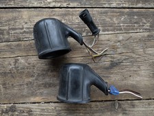 BMW E23 E24 E28 E30 Scheinwerfer Gummi Abdeckung Kappen 1372314 inkl. Stecker