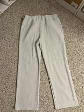 Vishu Issa Loose Plissee Pants