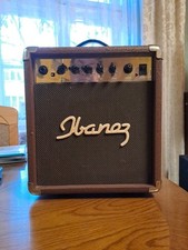 Ibanez Ampllifer für Akustik