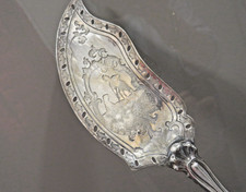 Fisch Vorlege Löffel  aus dem