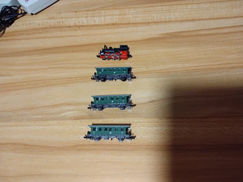 Dampflok mit wagons - mit,