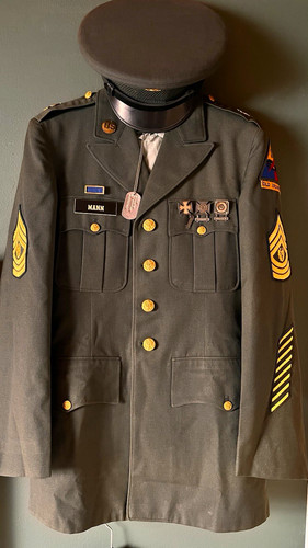 Army command sergeant major - sergeant,