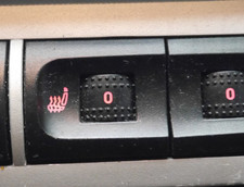 Sitzheizungsschalter vorne