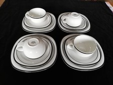 Rosenthal Suomi Anthrazit weiß 4 Teetassen mit Untertasse und Kuchenteller