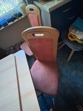 Eckbank Küche Farbe orange 5 Jahre alt dementsprechend Gebrauchsspuren zu sehen.