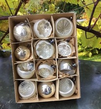 8 Weihnachtskugeln antiker Christbaumschmuck Glaskugeln silber Reflex 25/55