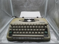 1 Schreibmaschine von Olympia Splendid 33 Reise Schreibmaschine