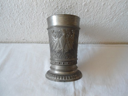 Zinnbecher adlermotiv aus - adlermotiv,
