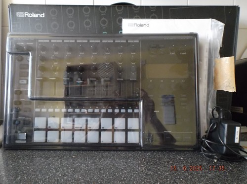 Roland 707 groovebox midi - mc-707,