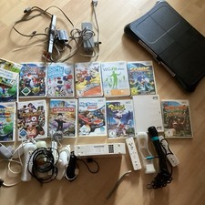 Wii Konsole mit Zubehörpaket und vielen Spielen